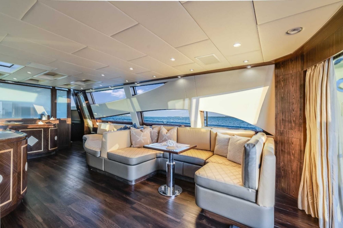 115′ Super Yacht