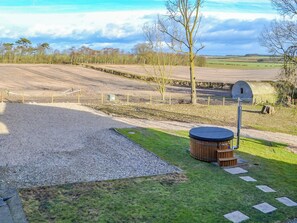 Hot tub | Springdale Farmhouse, Rudston