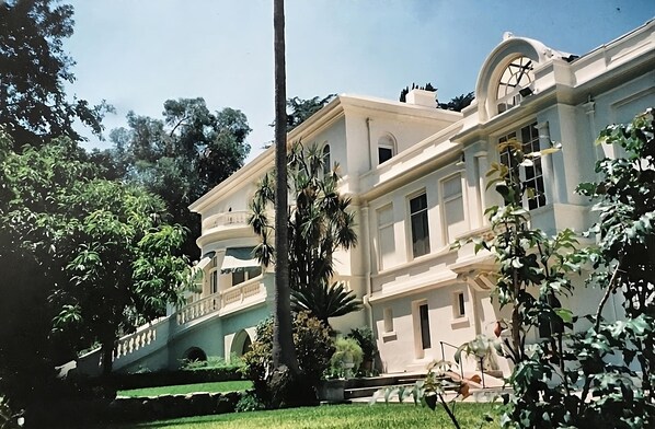 Pasadena Museum of California Art