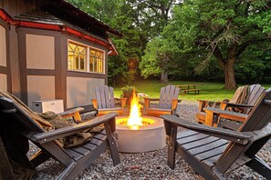2 Acres and so much to do! Nashville Urban Acreage for video tours & More!