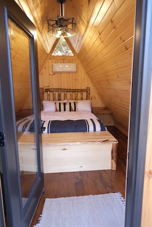 Queen Bed