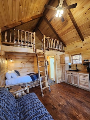 Main Level Queen Bed