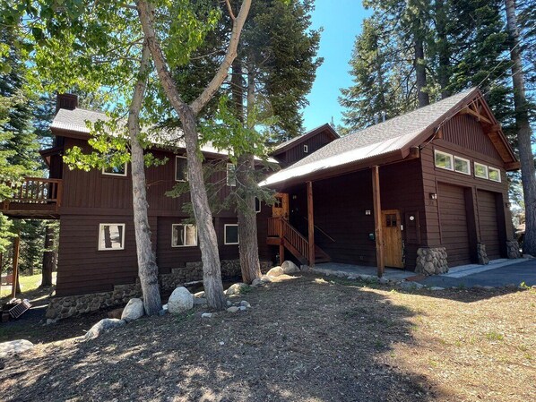 Summer - Front of House