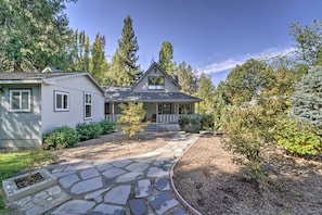 Home Exterior | Family Friendly | Game Room | < 1/2 Mi to Downtown Nevada City