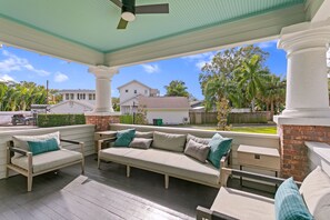 Large Front Porch w/ fan and very comfortable furniture & 4 rocking chairs