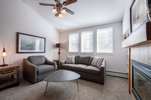 Furniture, Ceiling Fan, Living Room, Indoors, Room