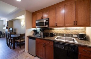 Microwave, Oven, Chair, Furniture, Room