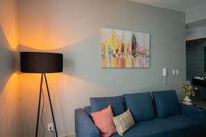 Living room with high speed internet and TV 
