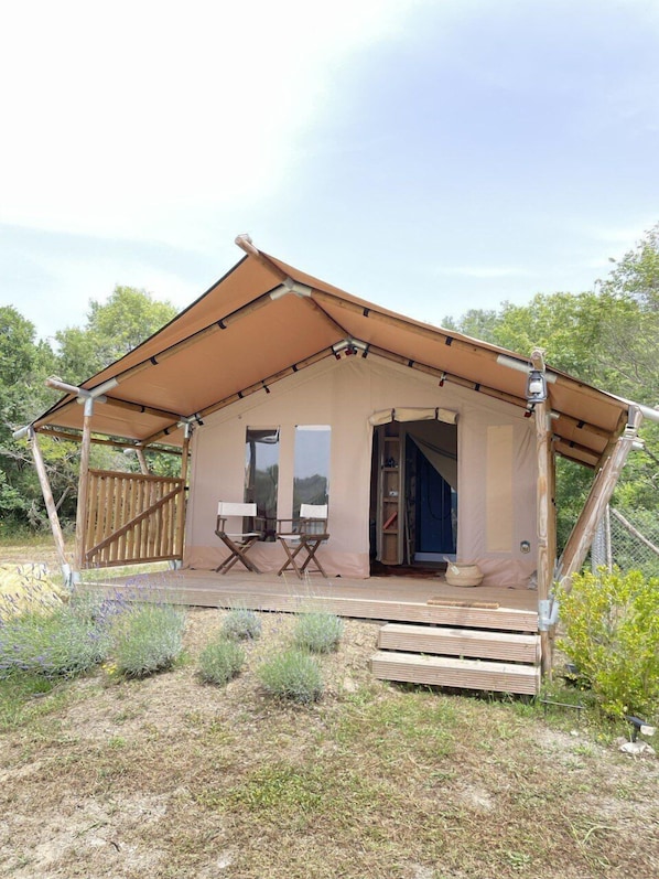 Extérieur