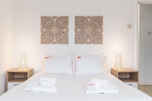 Matrominial bedroom in a flat in gaia