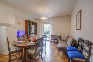 Living and dining room