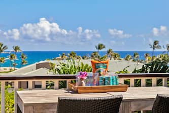 Halana Malie - Ocean Views, A/C, Beautifully Furnished Halana Maile Sleeps 8, 3200 sq. ft