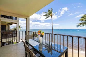KBR #505 - 1 Bedroom/2 Bath Ocean Front Updated unit on Stunning Sugar Beach!