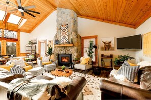 Plenty of space to relax with friends and family!