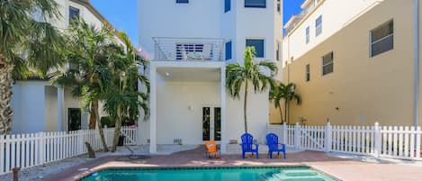 Changing Channels - Siesta Key Luxury Rental Properties