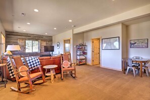 Downstairs Living Space | Wet Bar