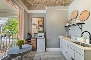 Kitchenette | Cooking Basics | Keurig Coffee Maker