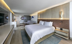 Unit w/ King Size Bed. Exact unit will be assigned upon arrival. Views, colors, and decor may vary.