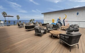 Outdoor Lounge