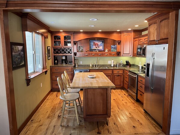 Fully stocked kitchen