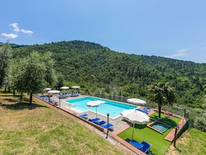 Sky, Plant, Cloud, Swimming Pool, Tree, Water, Natural Landscape, Body Of Water, Mountain, Leisure