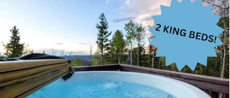 Hot tub for 3 people on the deck
