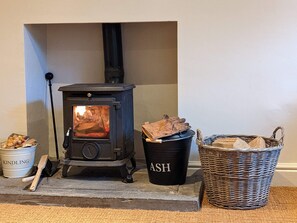 Log burner