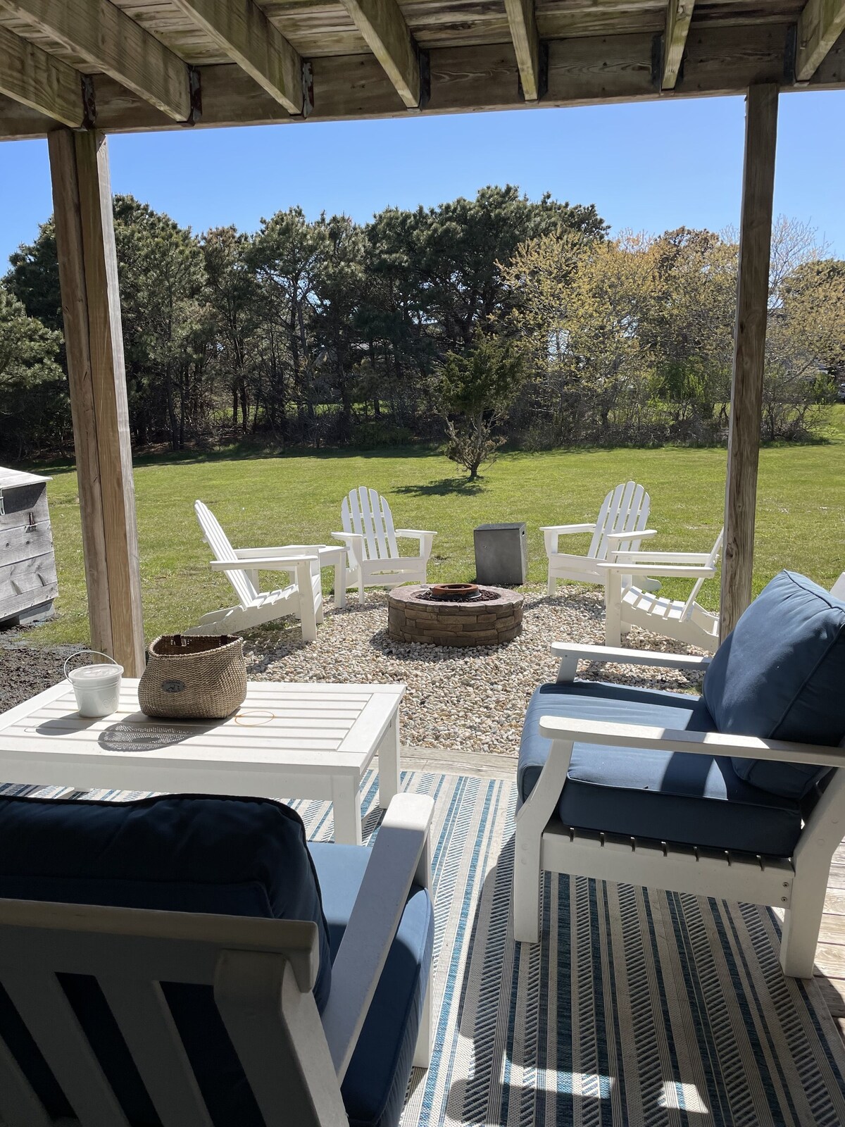 Amazing Madaket Beach Stay! 3BR, 3 BA, Sleeps 8, Outdoor Shower