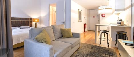 This cozy studio is well equipped and ready to receive you #cozy #studio #portugal #pt #lisbon