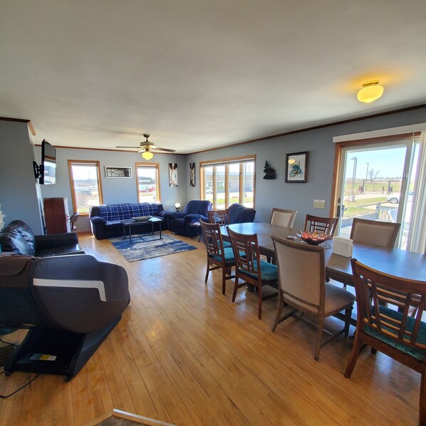 Living and dining room