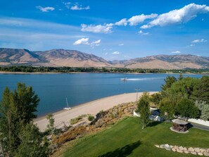 Enjoy the beach, watersports and the view of the mountains!
