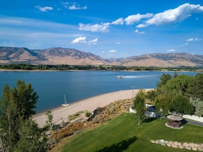 Enjoy the beach, watersports and the view of the mountains!