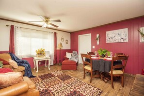 Reading Room and Dining