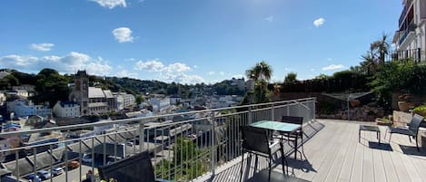 The Terrace - Ockendon House Apartment A - one bedroom self catering apartment in Torquay.