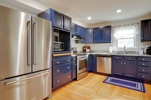 Kitchen | Stainless Steel Appliances | Keurig Coffee Maker