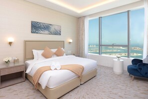 Beautiful large king suite with Samsung Smart TV and luxury decor