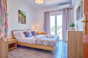 Stacys Apartment 2 near Sidari-Bedroom