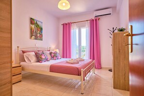 Stacys Apartment 3 near Sidari-Bedroom