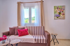 Stacys Apartment 3 near Sidari-Living Room