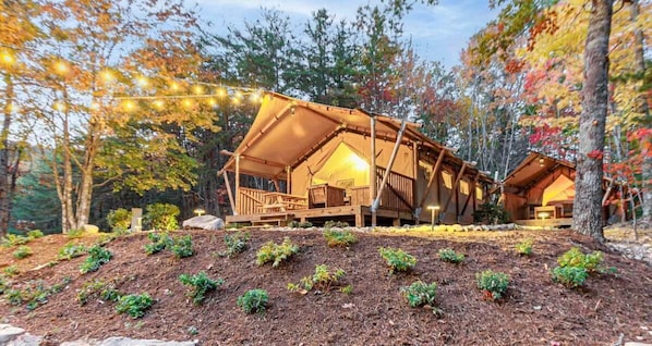 Luxury glamping experience in the Smoky Mountains!