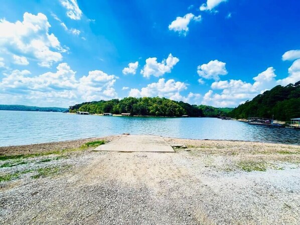 Neighborhood Lake Access