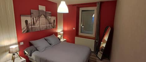 Chambre avec lit double 140 x 190