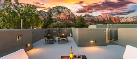 Rooftop Terrace - STUNNING Wide Open Unobstructed Red Rock Views!