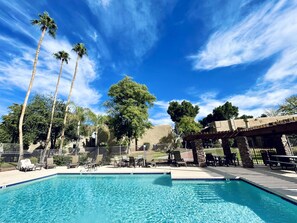 Large pool and hot tub, heated all year round!