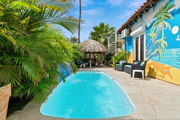Deluxe Private Pool Area of the  2BR Home in Noord Aruba - Nice and refreshing atmosphere - Inviting pool area for a perfect getaway - Immerse yourself in the cool elegance of our pool