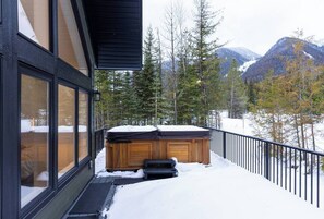 Private Hot tub