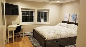 Queen bed with memory foam mattress