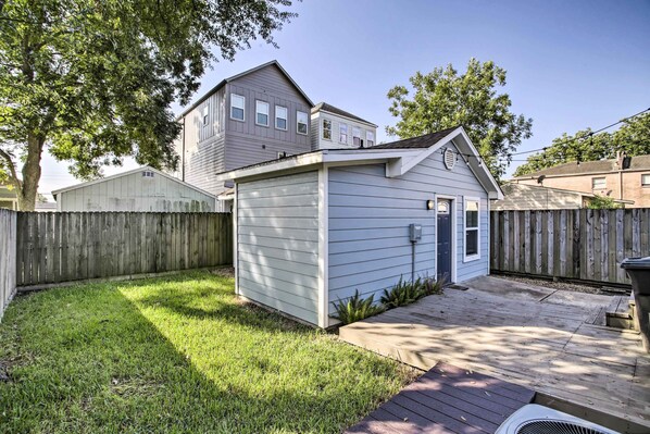 Houston Vacation Rental | Studio | 1BA | Step-Free Access | 450 Sq Ft