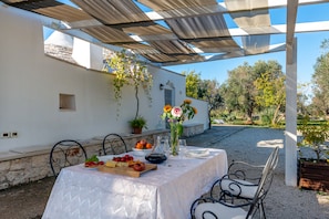 Salle à manger extérieure