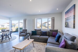 Morawelon - Corner Sofa